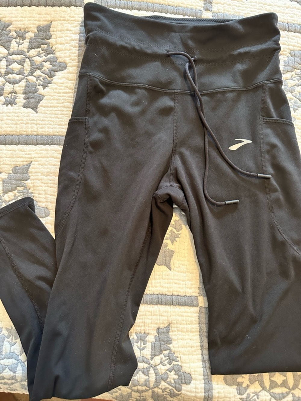 Brooks Black Women's Performance lux tights